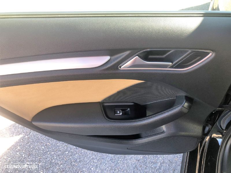 Audi A3 Sportback 1.6 TDI S-line S tronic - 23