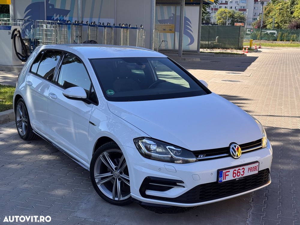 Volkswagen Golf 1.5 TSI OPF R-Line - 3