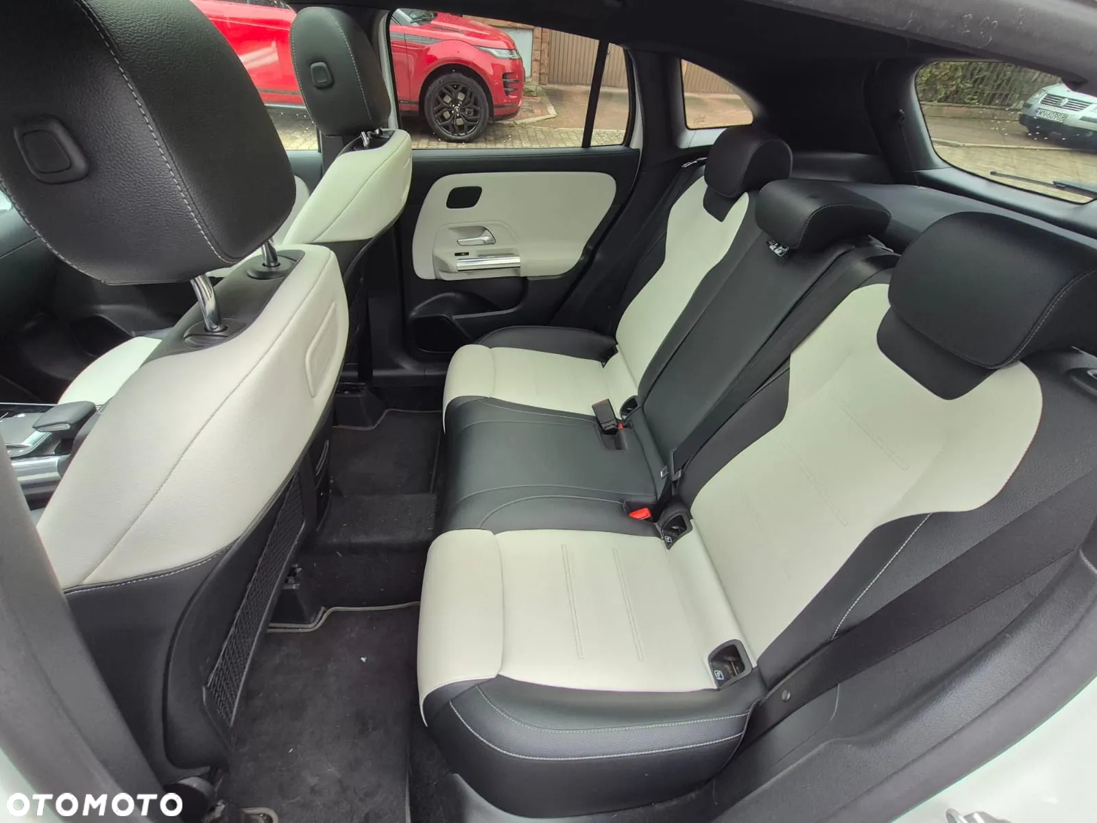 Mercedes-Benz GLA 200 AMG Line - 9