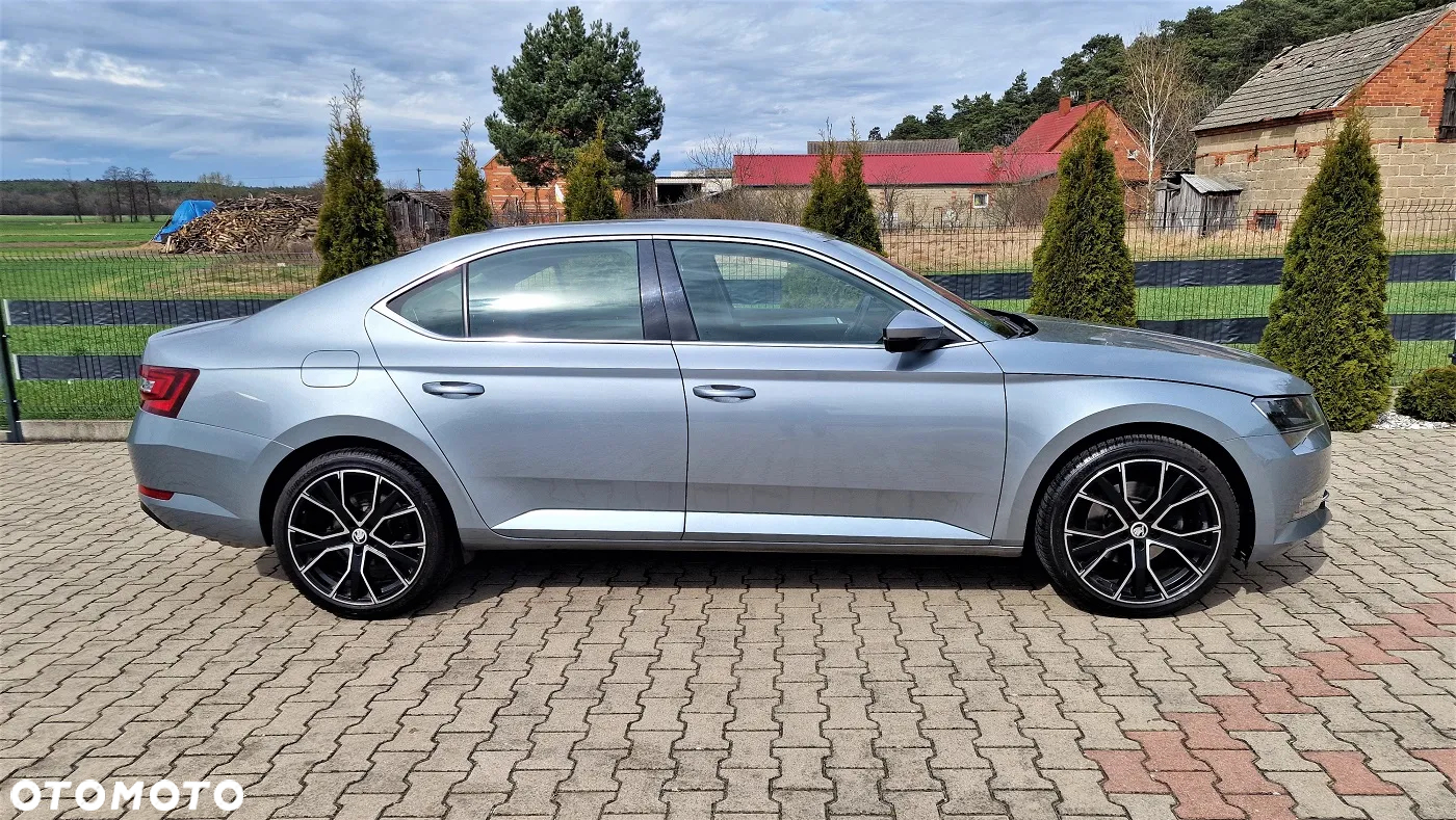 Skoda Superb 1.5 TSI ACT Style DSG - 5