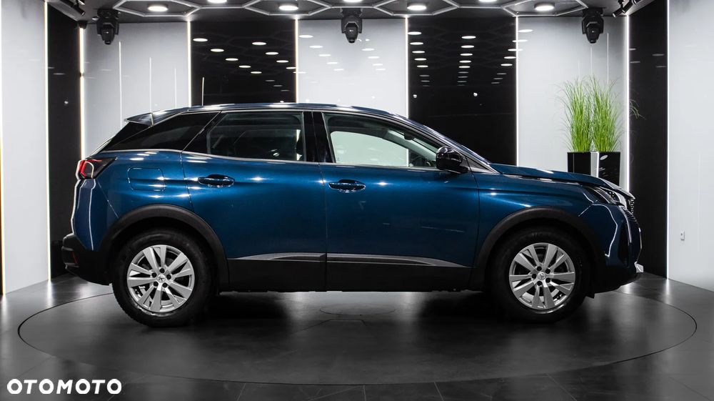 Peugeot 3008 1.2 PureTech mHEV Active Pack S&S e-DCS6 - 8