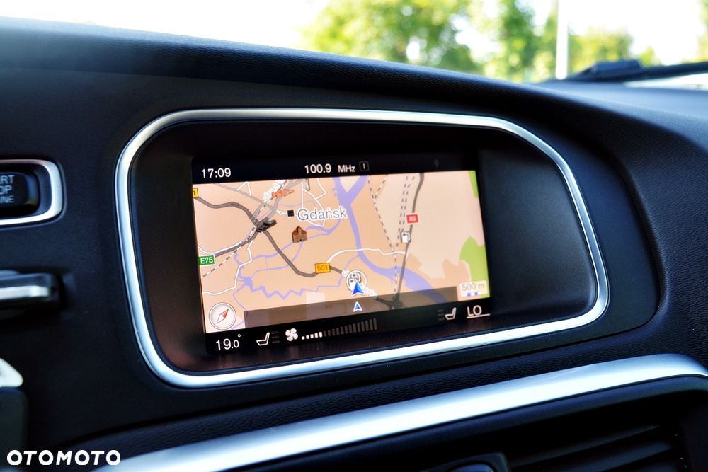 Volvo V40 Cross Country D2 Geartronic Momentum - 21