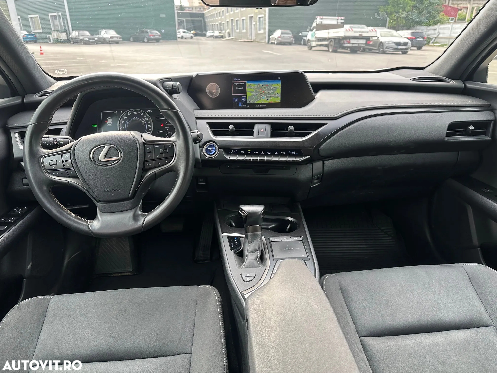 Lexus UX 250h Business Edition - 5