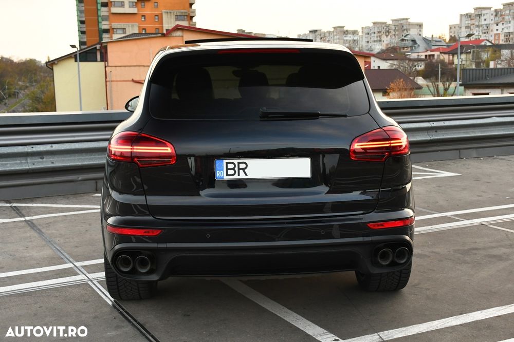 Porsche Cayenne 3.0TD TipTronic - 4