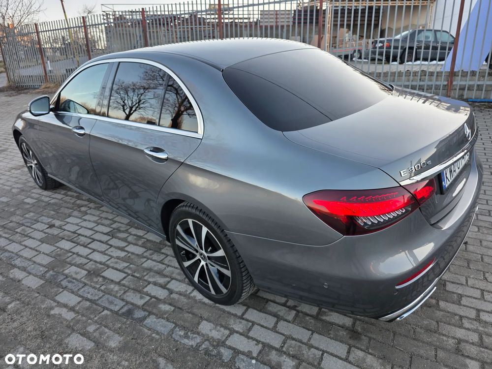 Mercedes-Benz Klasa E - 2