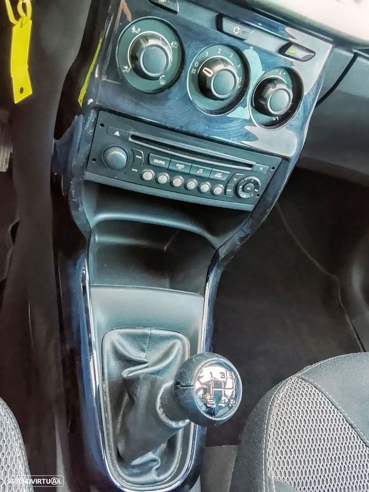 Citroën C3 1.4 HDi Attraction - 14