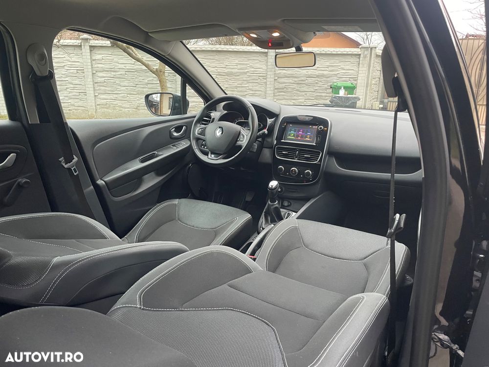 Renault Clio - 19