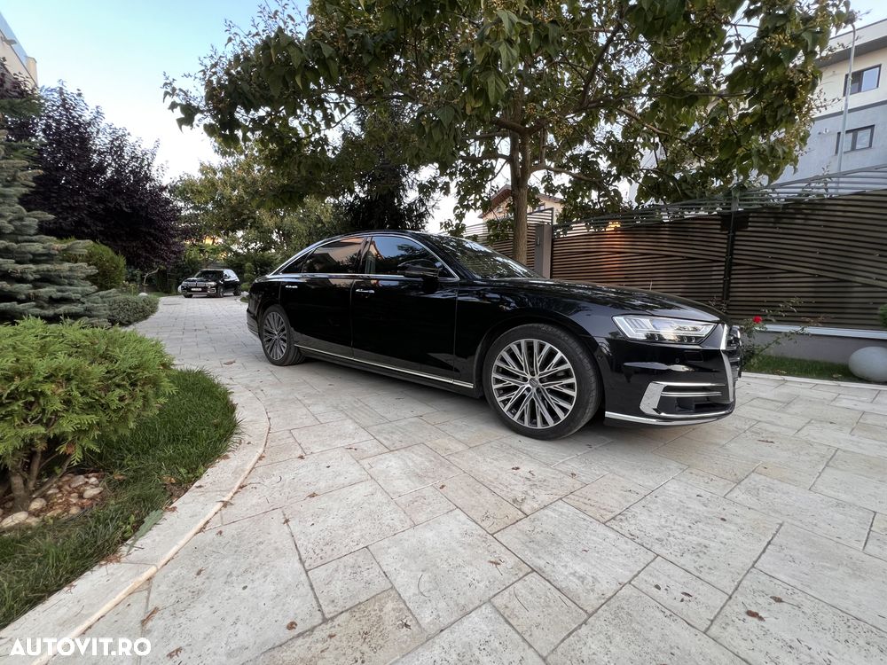Audi A8 - 6
