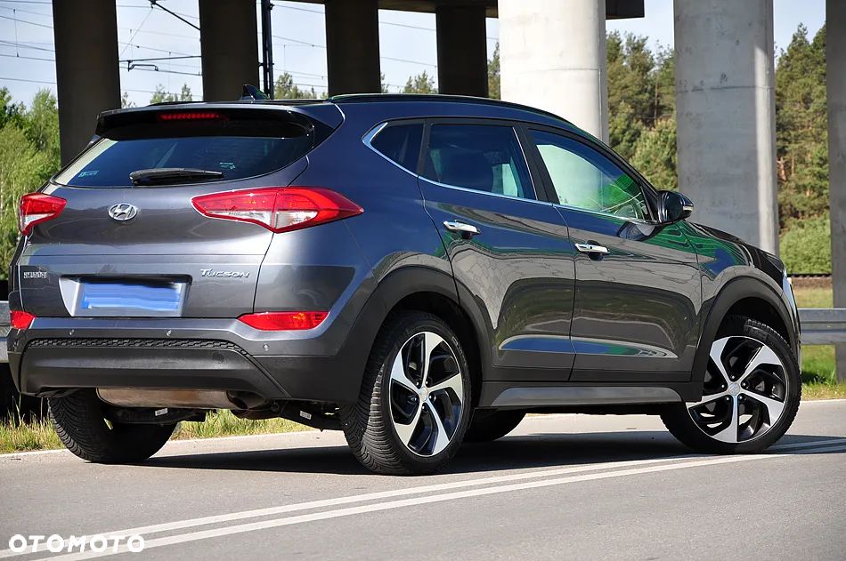 Hyundai Tucson blue 1.7 CRDi 2WD Advantage - 15