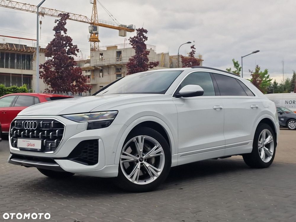 Audi Q8 - 25