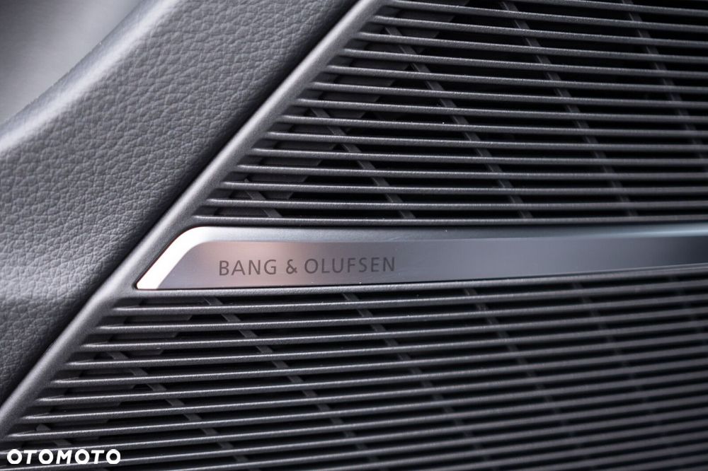 Audi SQ8 - 12