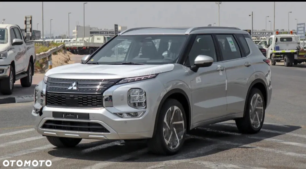 Mitsubishi Outlander - 29