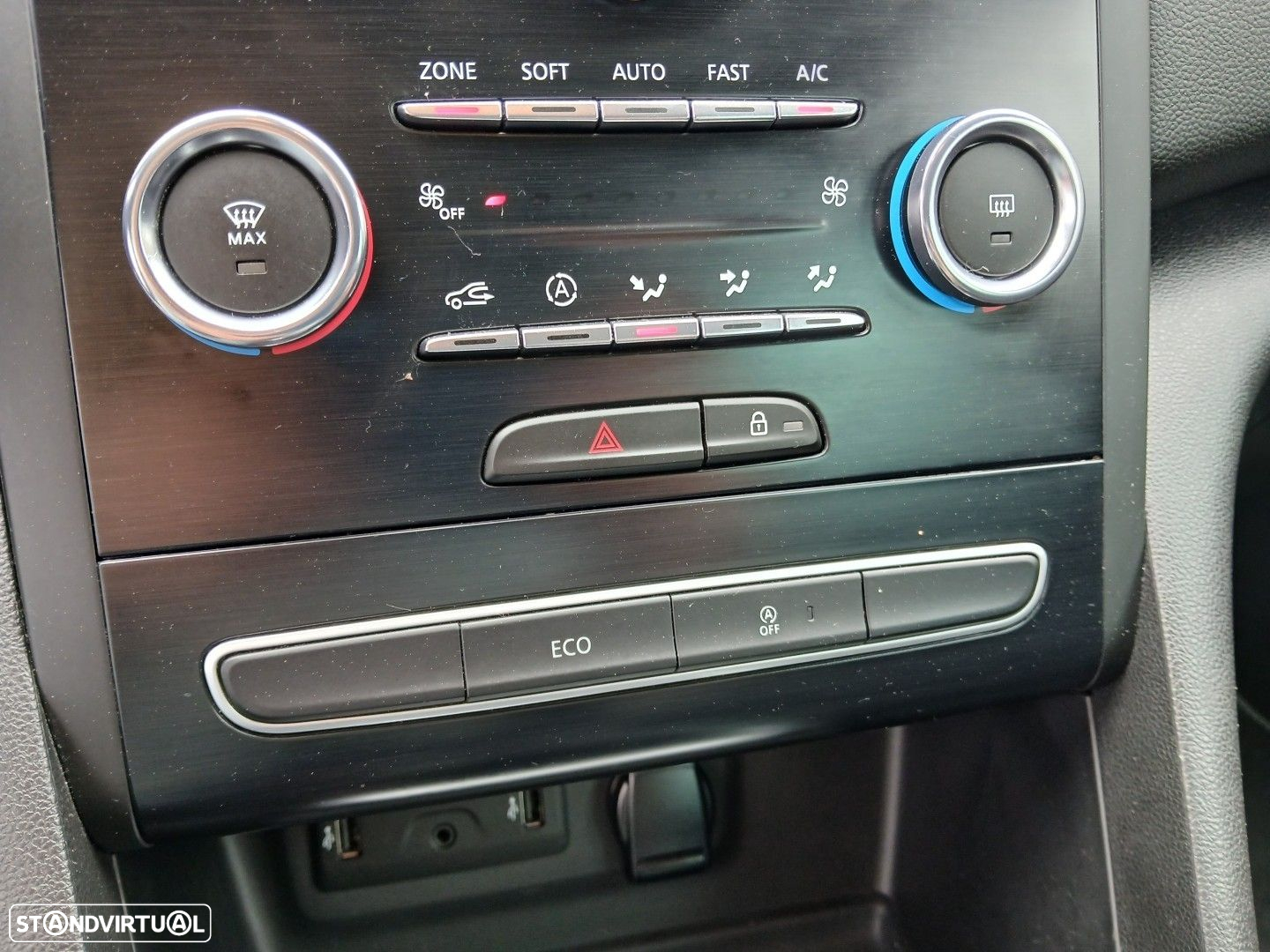 Renault Mégane 1.5 Blue dCi Limited - 26