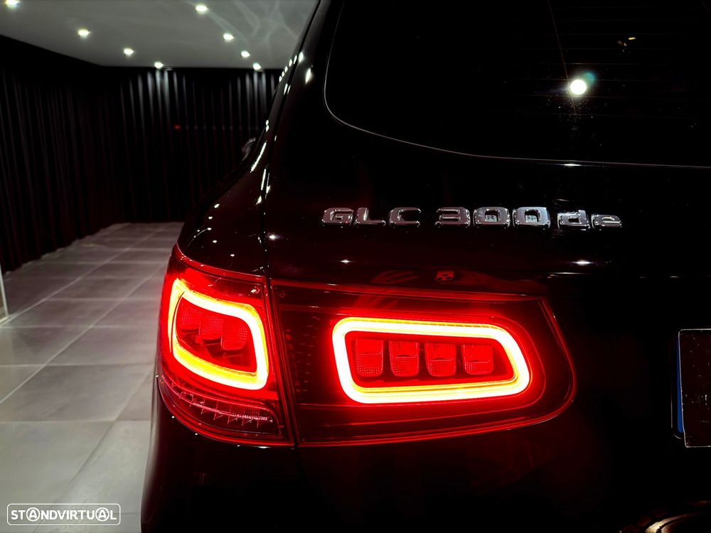 Mercedes-Benz GLC 300 de 4Matic 9G-TRONIC AMG Line - 53