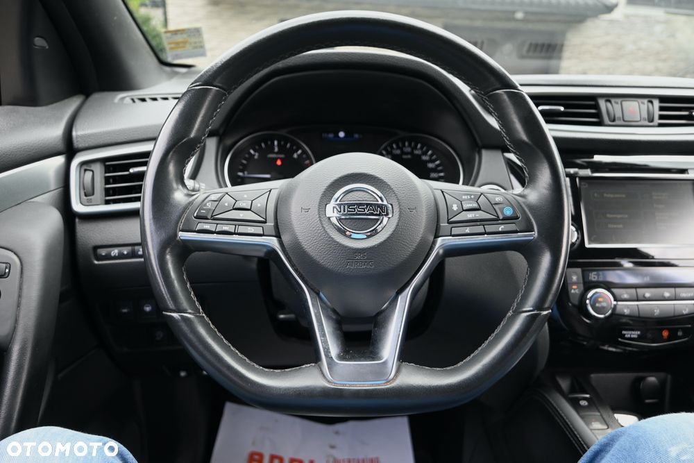 Nissan Qashqai 1.7 dCi 4x4 Tekna+ Xtronic - 32