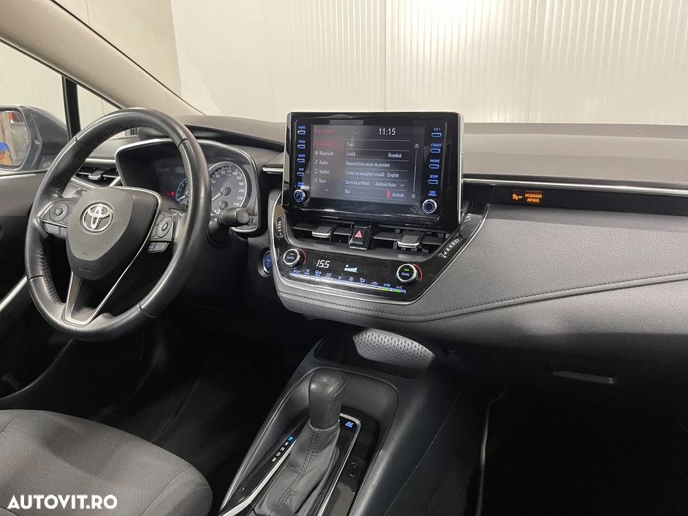 Toyota Corolla Sedan 1.8 HSD Business - 8