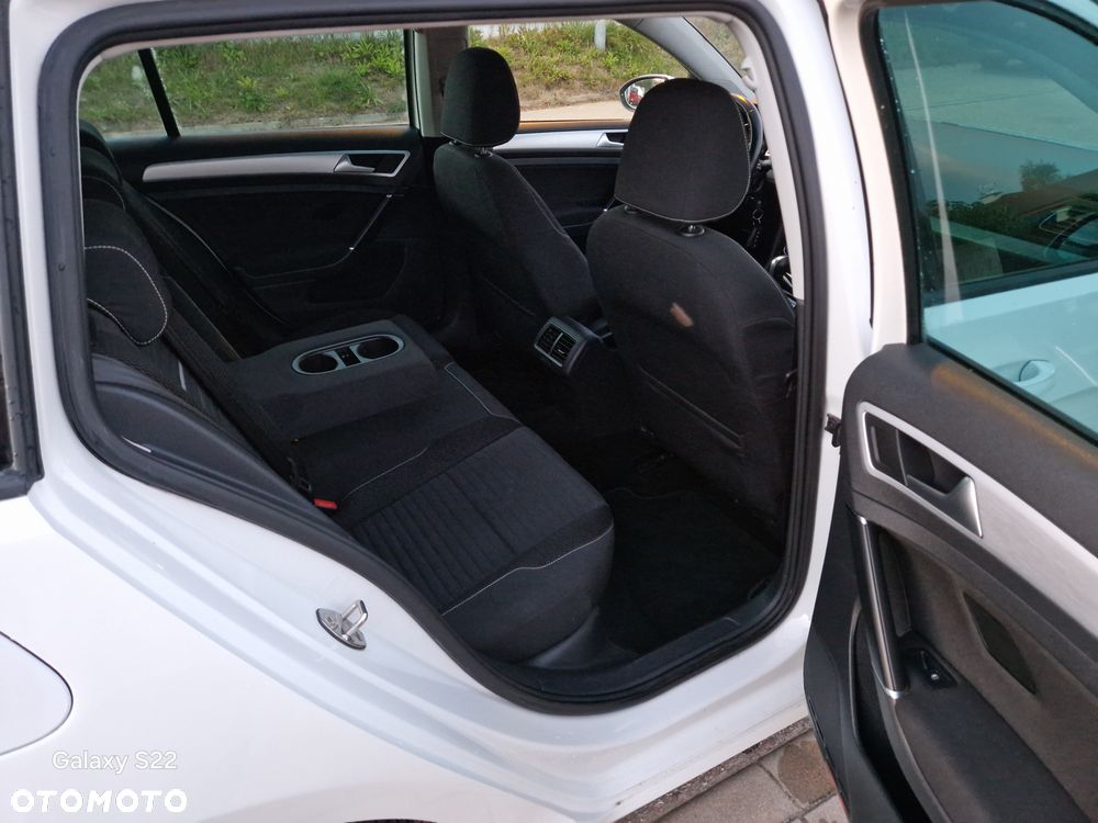 Volkswagen Golf - 15