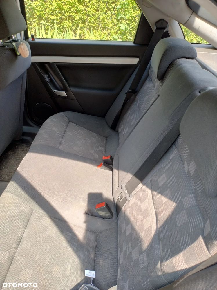 Opel Vectra - 8