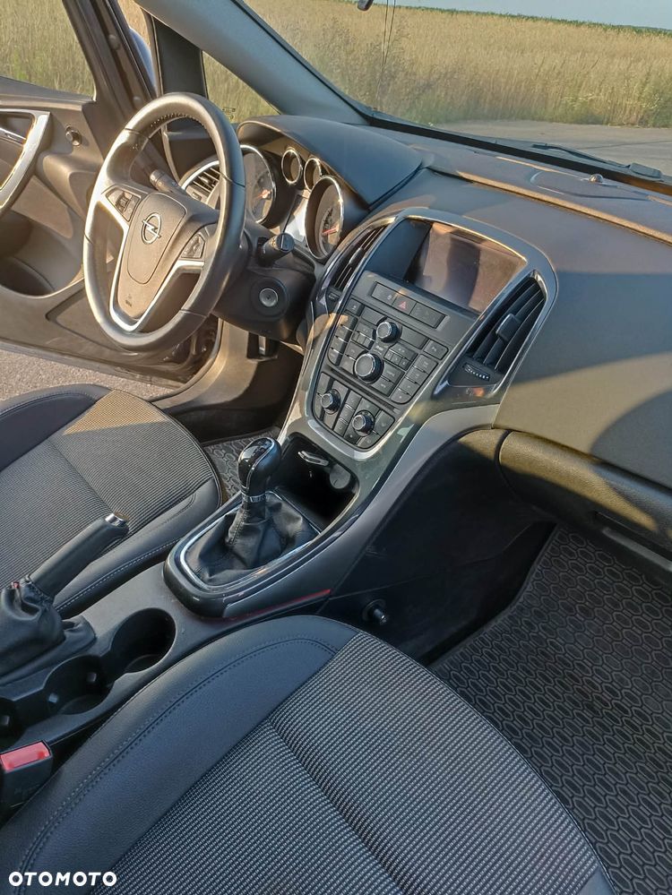 Opel Astra - 8