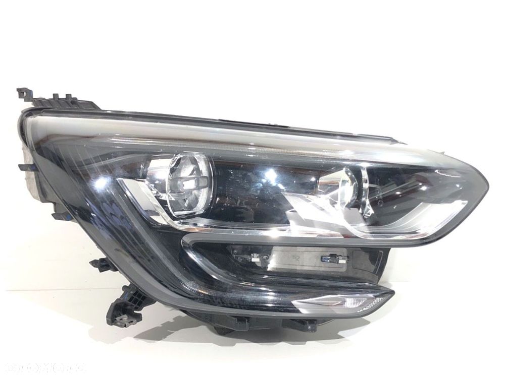 REFLEKTOR PRAWY PRZÓD XENON  RENAULT MEGANE IV sedan 2016 - 2022 1.3 TCe 140 (LVNB) 103 kW [140 KM] - 1