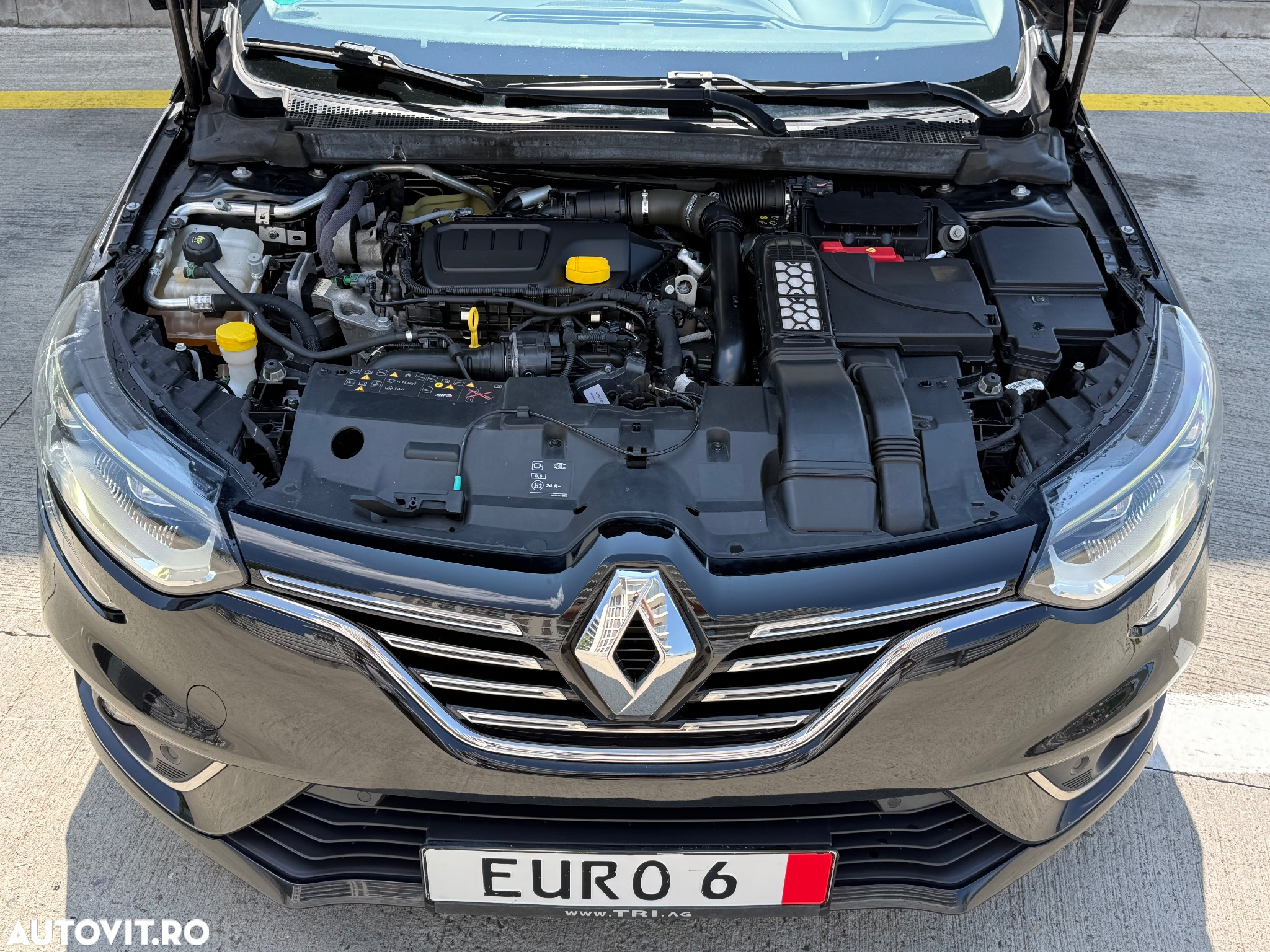 Renault Megane ENERGY dCi 130 BOSE EDITION - 32