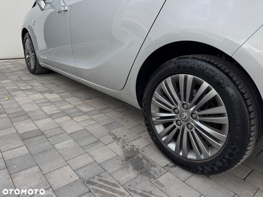 Opel Zafira Tourer 2.0 CDTI Sport - 39