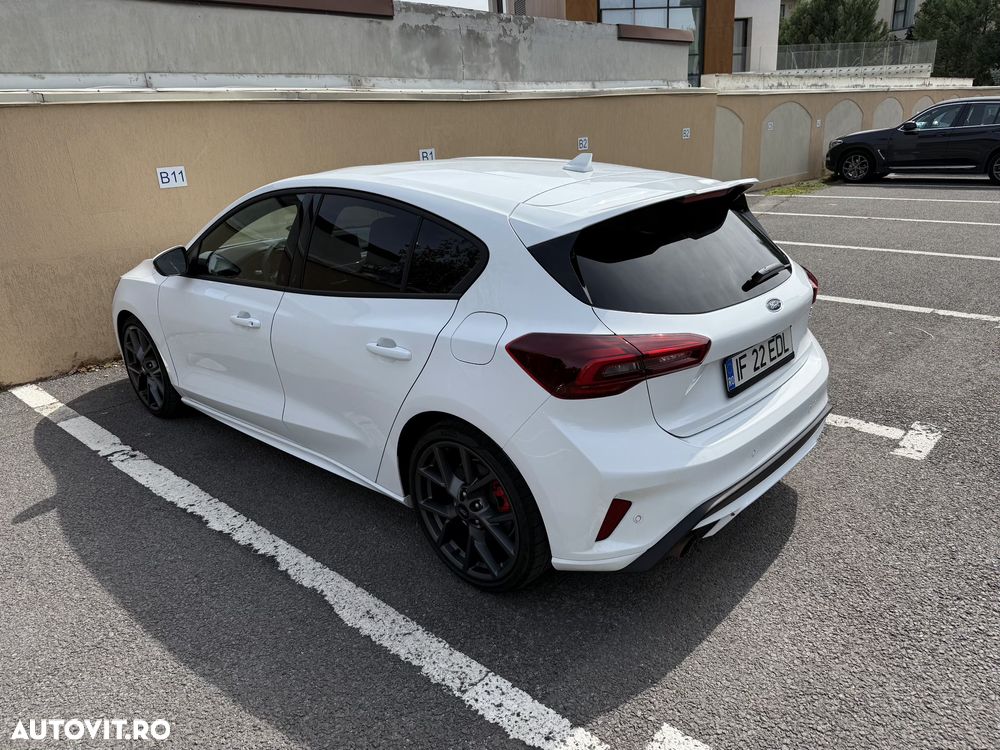 Ford Focus 2.3 Ecoboost 6MT ST X - 3
