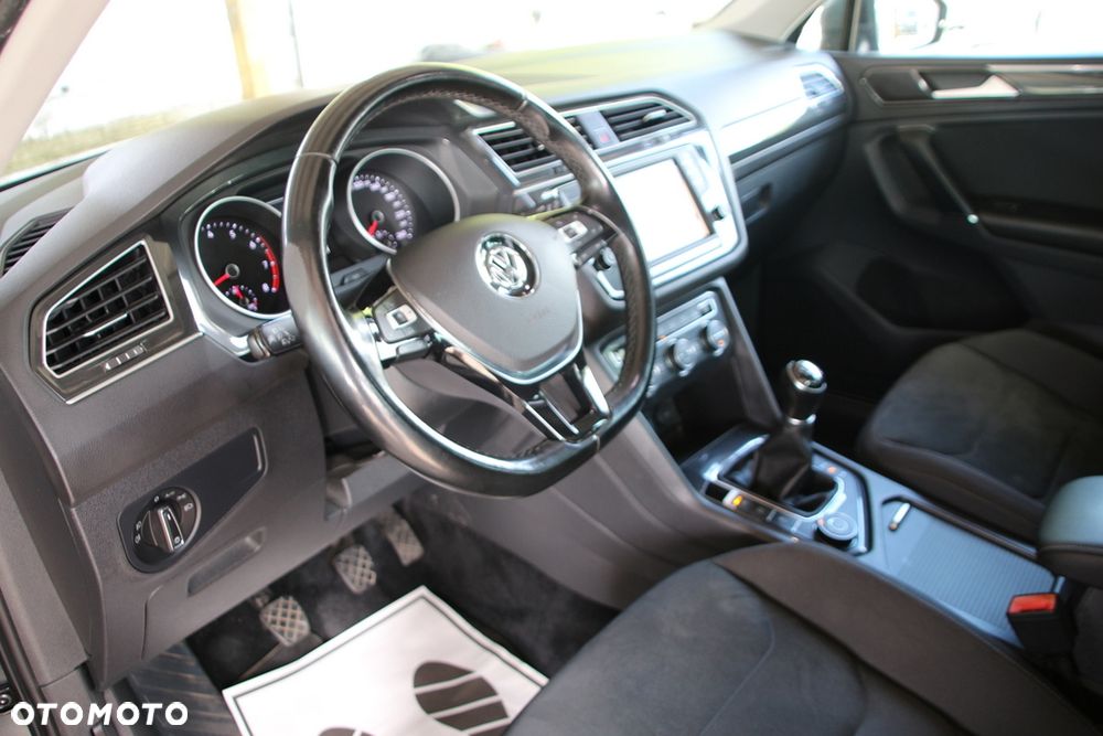 Volkswagen Tiguan 2.0 TSI 4Mot Sport&Style - 11