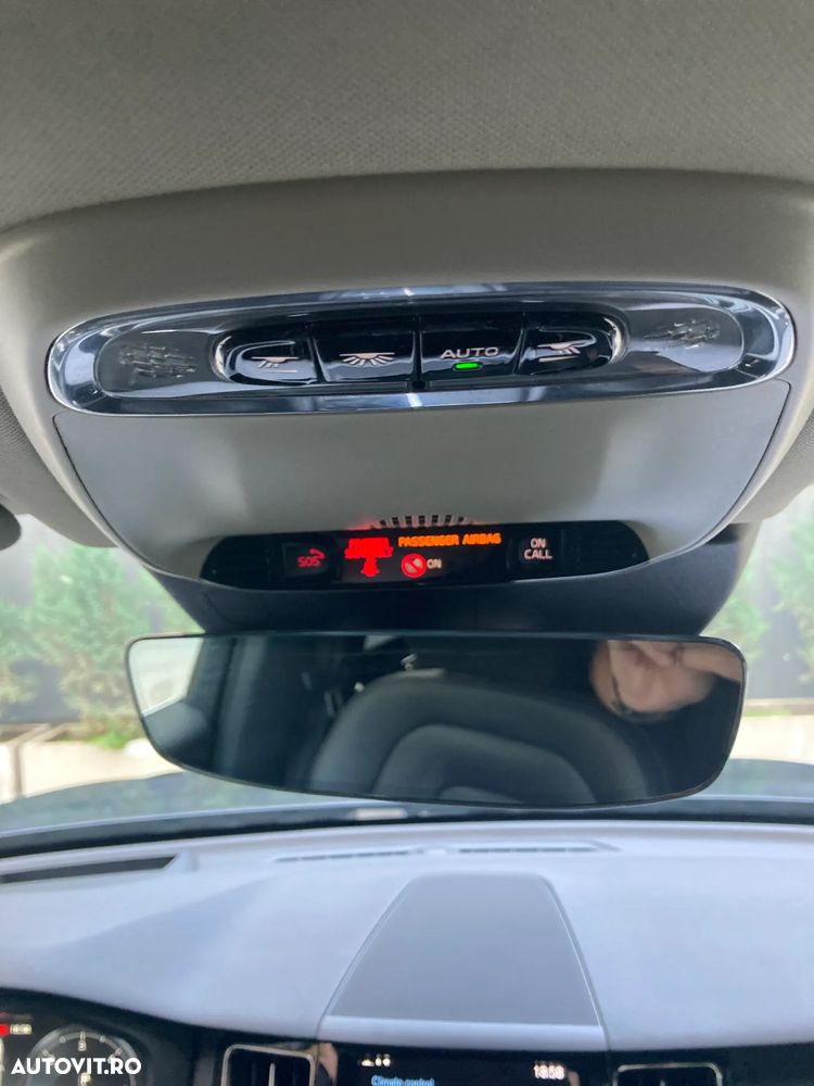 Volvo XC 60 D5 AWD Geartronic Inscription - 30