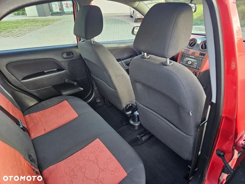 Ford Fiesta 1.3 - 19