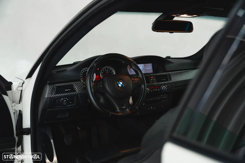 BMW M3 Standard - 24