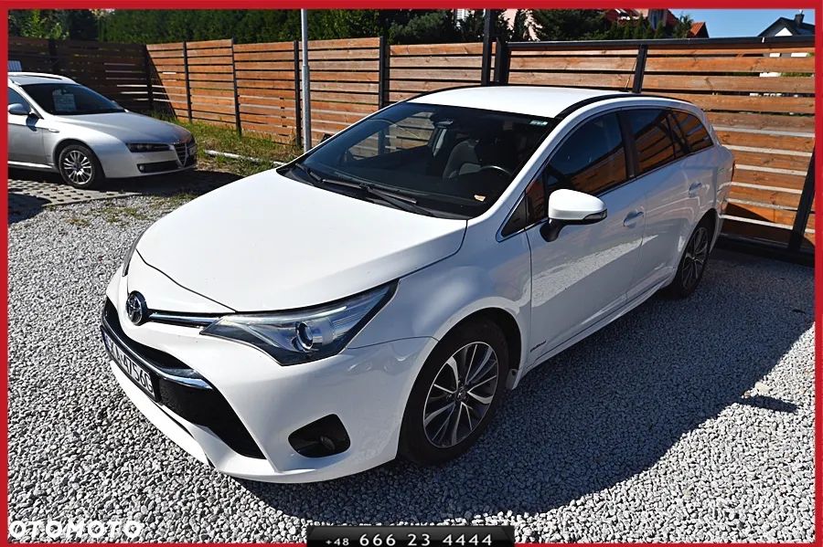 Toyota Avensis Touring Sports 1.6 D-4D Executive - 8