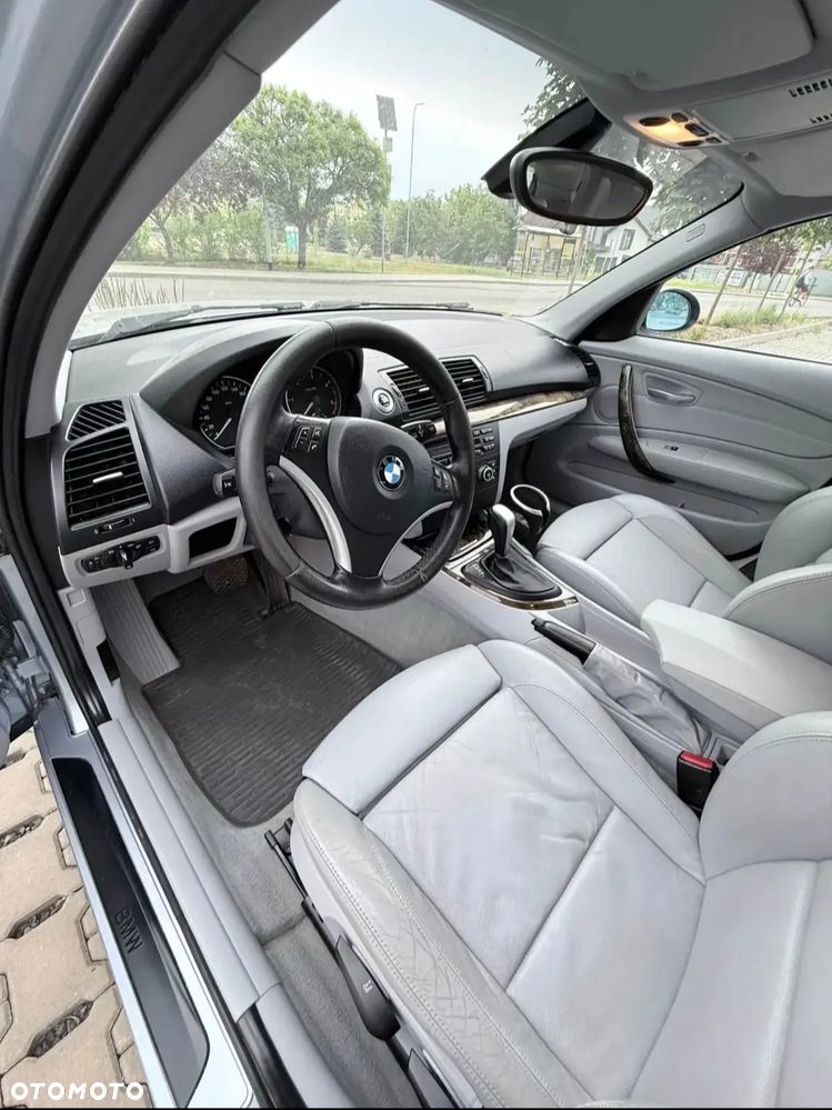 BMW Seria 1 118d DPF - 5