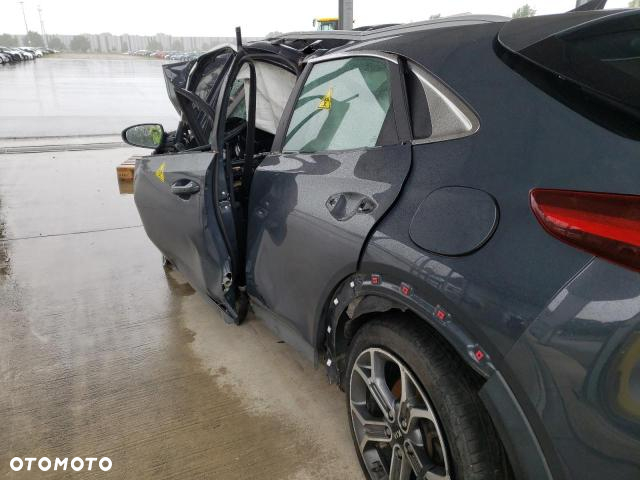 Kia XCeed 1.4 T-GDI OPF DCT7 SPIRIT - 3