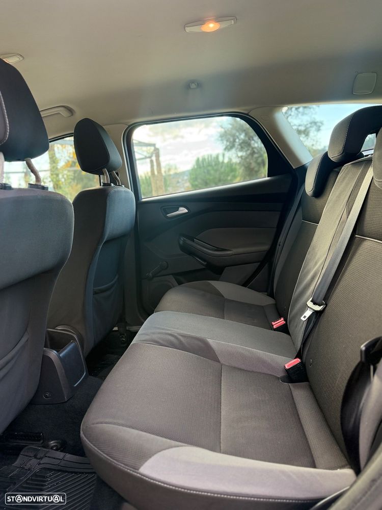 Ford Focus SW 1.6 TDCi Trend Econetic - 11