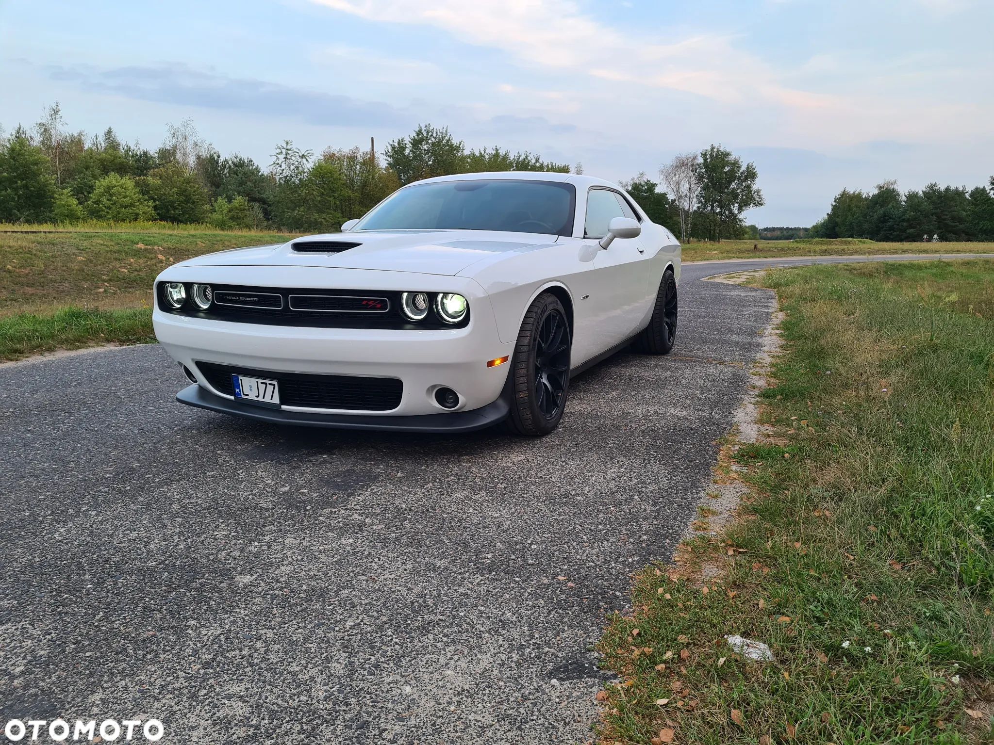 Dodge Challenger 5.7 R/T - 1