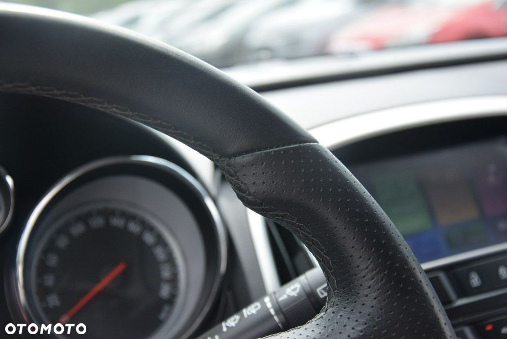Opel Astra 1.4 Turbo Innovation - 33