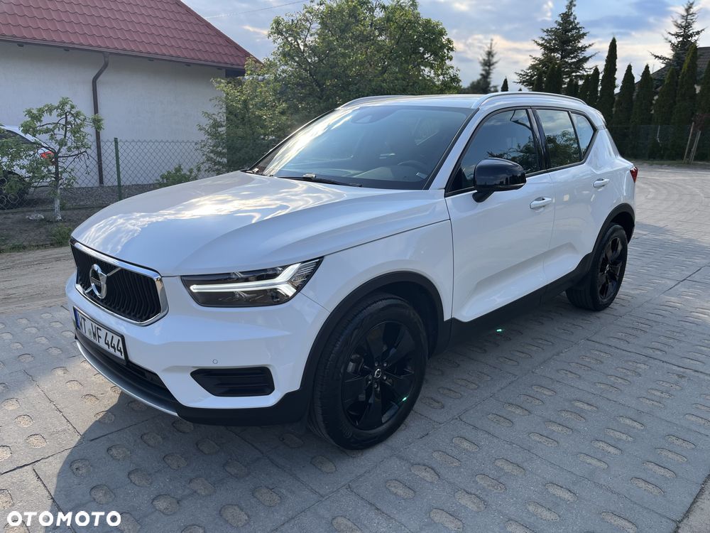 Volvo XC 40 T3 Momentum Pro - 38