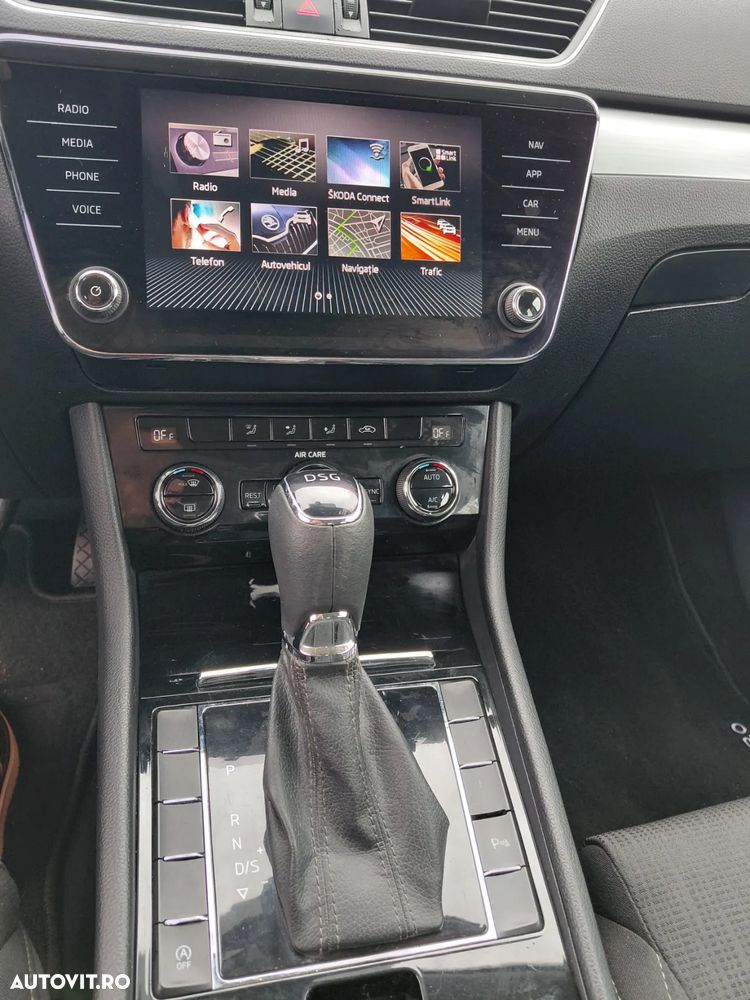 Skoda Superb 2.0 TDI DSG Ambition - 6