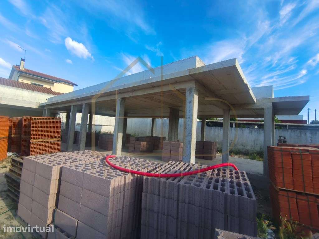 EXCELENTE! Moradia T3 + 1 com Piscina. Fernão Ferro - Grande imagem: 3/3
