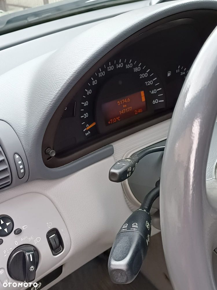 Mercedes-Benz Klasa C - 7