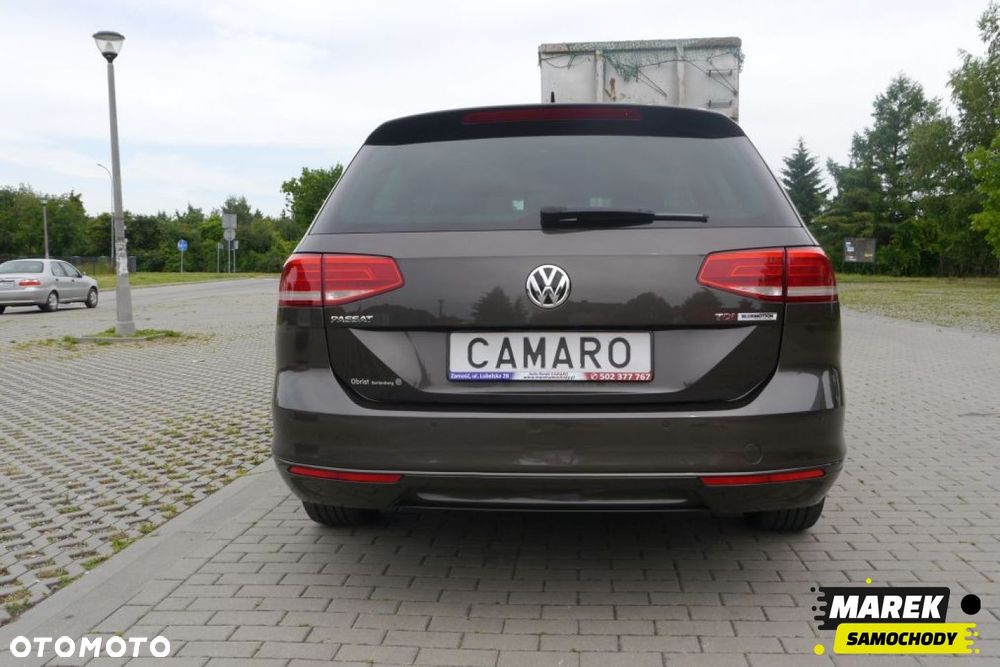 Volkswagen Passat - 13