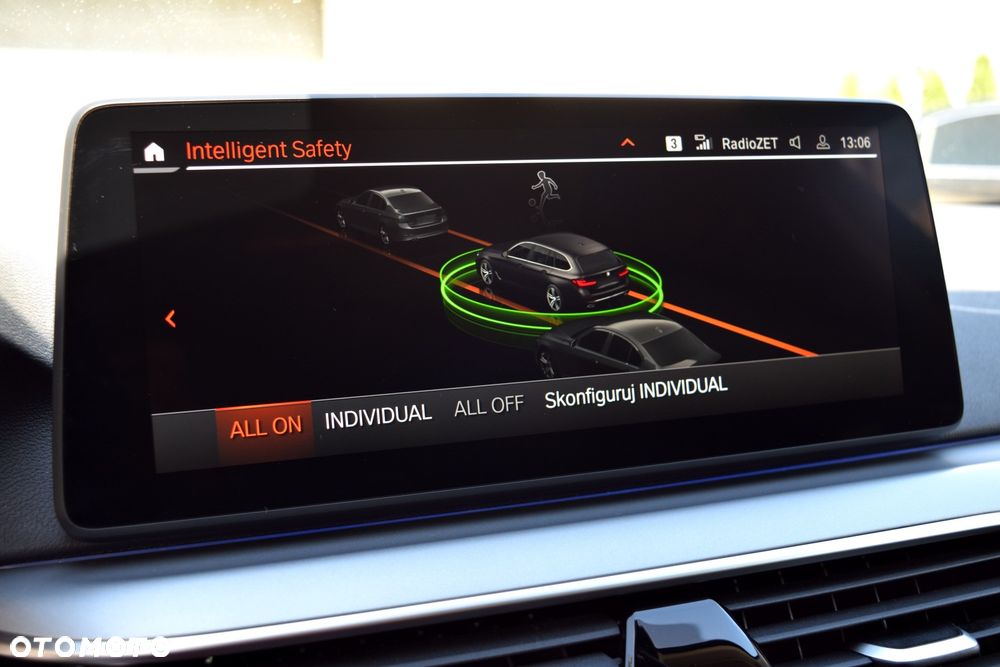 BMW Seria 5 520d Touring M Sport Edition - 27
