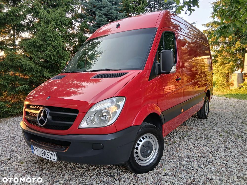 Mercedes-Benz Sprinter - 1