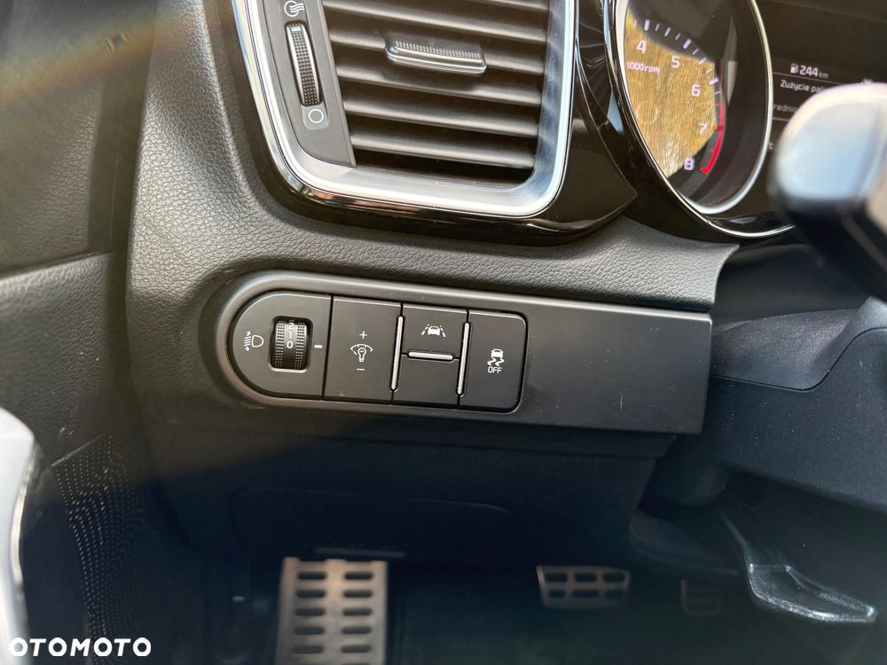 Kia Ceed 1.4 T-GDI L Business Line Plus DCT - 14