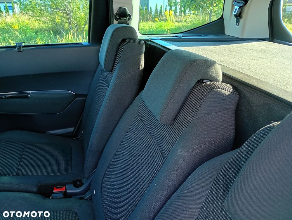 Peugeot 5008 2.0 HDi Allure 7os - 14