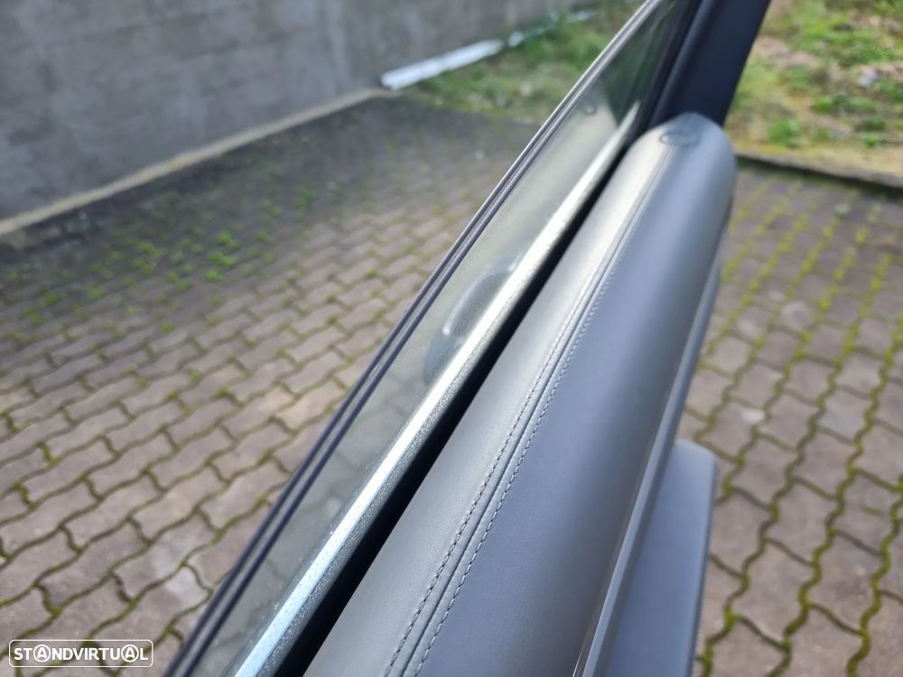 Porsche Cayenne Platinum Edition - 13