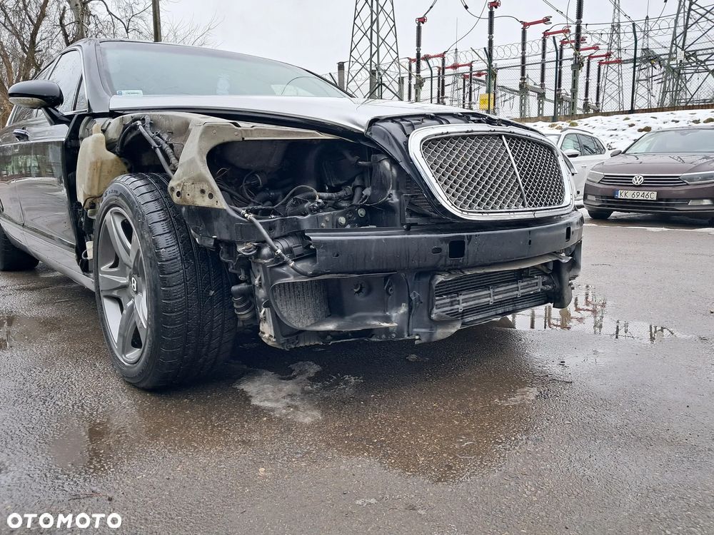 Bentley Continental GT - 8