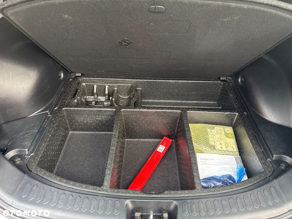 Kia Sportage 1.7 CRDI Business Line L 2WD - 12