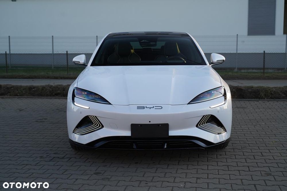 BYD Seal 82.5kWh Design - 2